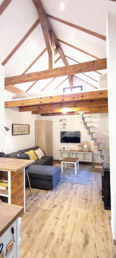Апартаменты Tiny House Mm Задар Экстерьер фото
